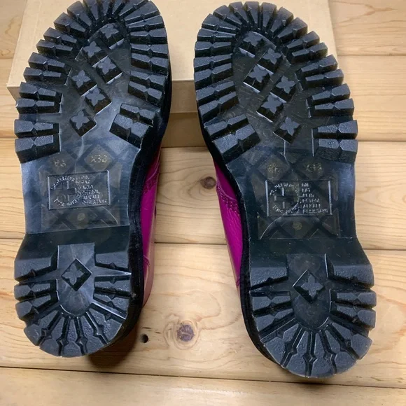 Dr. Martens ‘Devan Heart’ Magenta Milled Nappa Leather Platform Boots - Picture 5 of 9